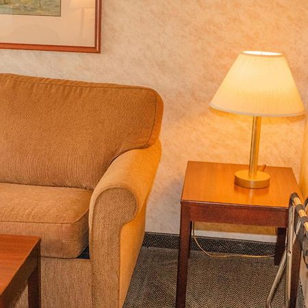 Colfax Inn By Marifah Exterior photo